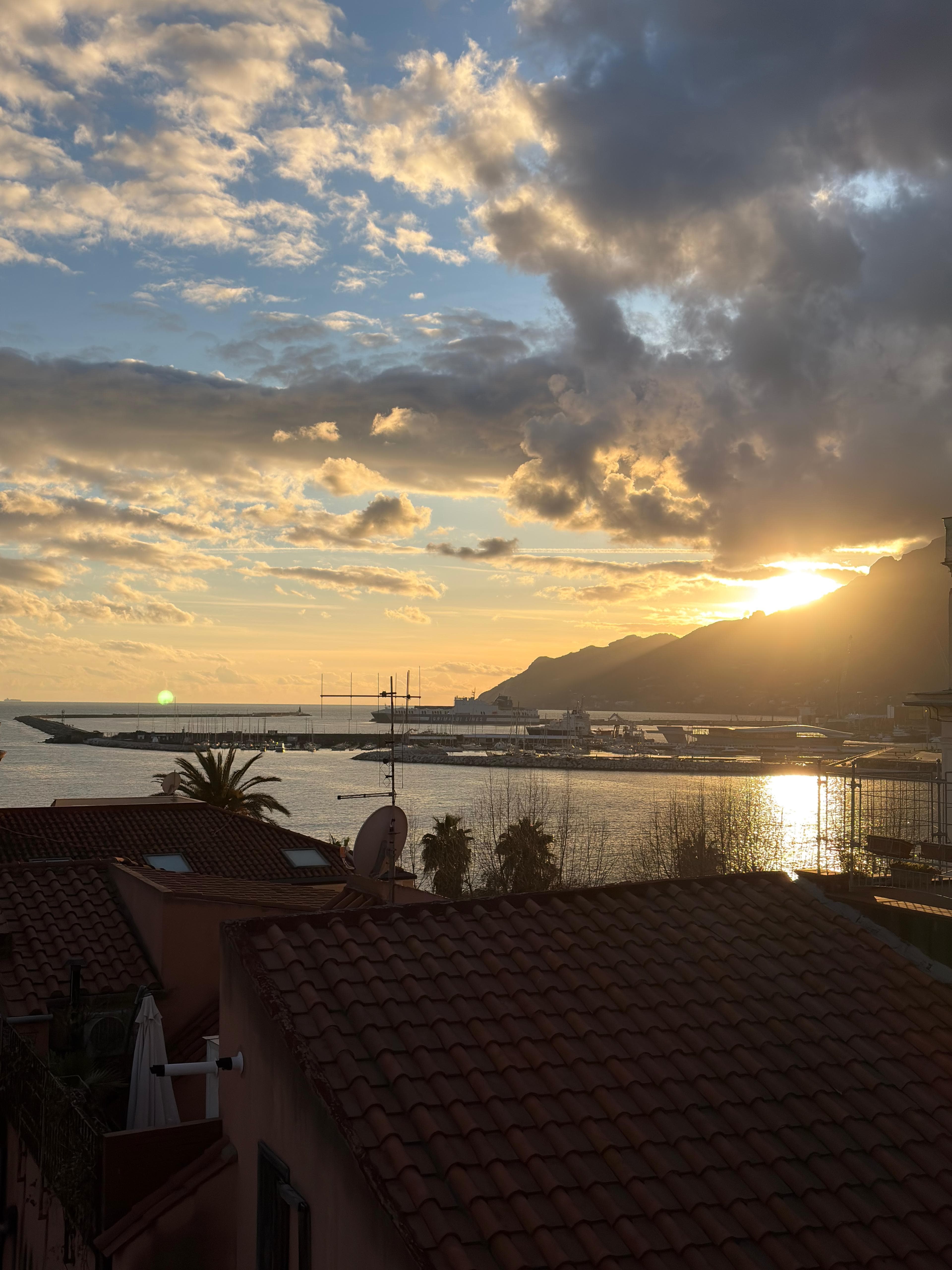 Terrazza Elvira con vista sul golfo di Salerno